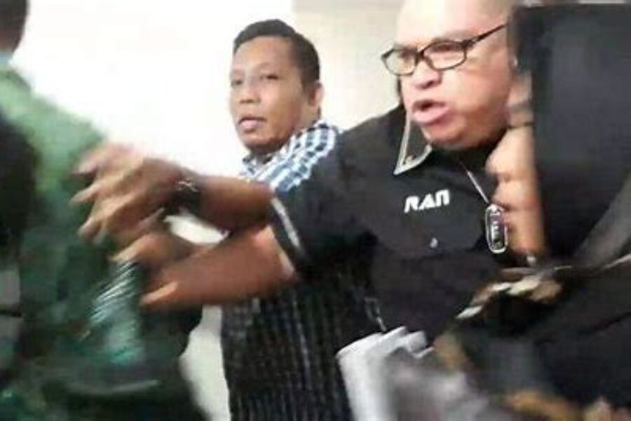 Ricuh di Persidangan! Razman Nasution Nyaris Bentrok dengan Hotman Paris, Dugaan Penghinaan Pengadilan Mencuat