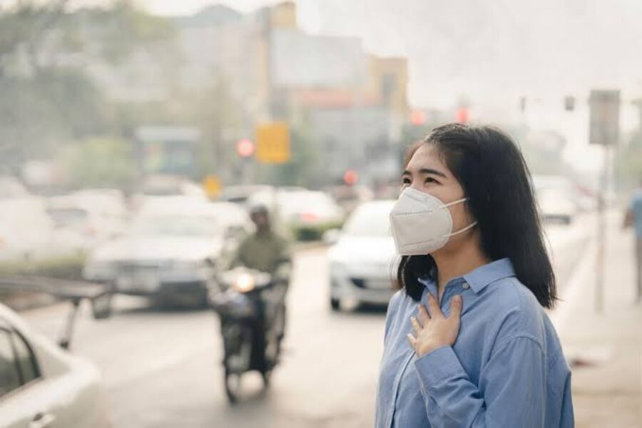 Polusi Udara Meningkat di Karawang, Masyarakat Diminta Gunakan Masker dan Hindari Aktivitas Berat