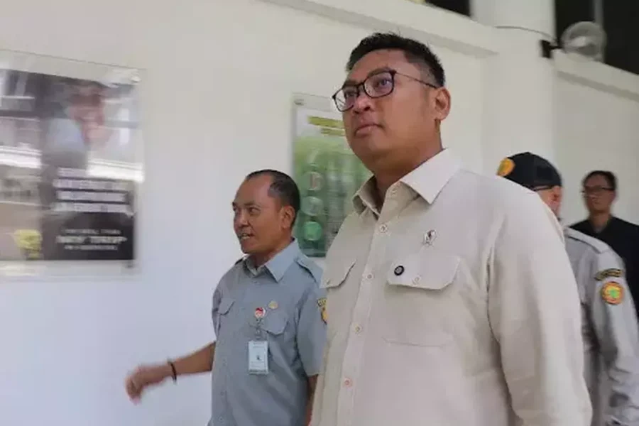 Kunjungan Wamentan Sudaryono nyatakan Balai Pertanian Karawang agar antisipasi serangan hama terhadap pertanian