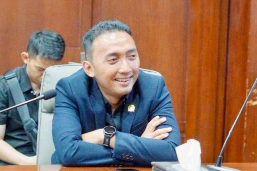 Beasiswa Karawang Cerdas Harus Tepat Sasaran, Tegas Wakil Ketua DPRD soal SPMB