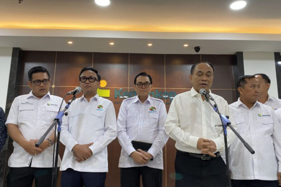Menteri Koperasi Targetkan Setengah Penduduk Desa Gabung dalam Kopdes Merah Putih
