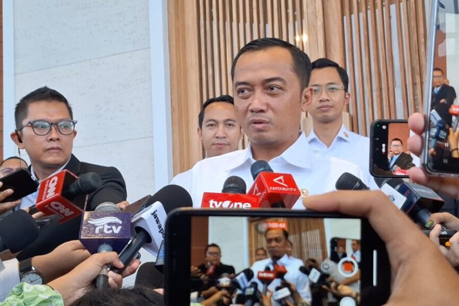 Mensesneg: Pemerintah Fokus Selesaikan Masalah, Bukan Reshuffle