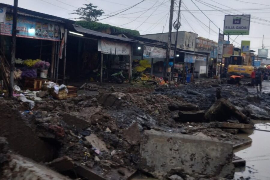 Proyek Drainase Rp 2 Miliar di Jalan Niaga Karawang Dikritik, Dinilai Asal Jadi dan Rawan Pemborosan