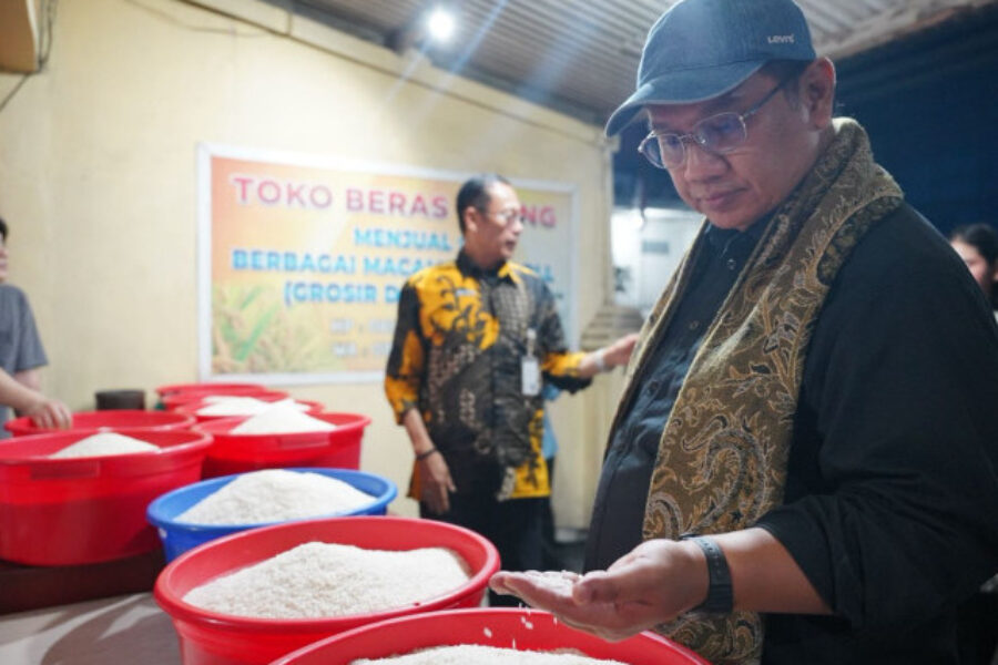 Ombudsman RI Tinjau Distribusi Beras di Karawang, Tegaskan Kejujuran Pelabelan dan Soroti Penurunan Pasokan
