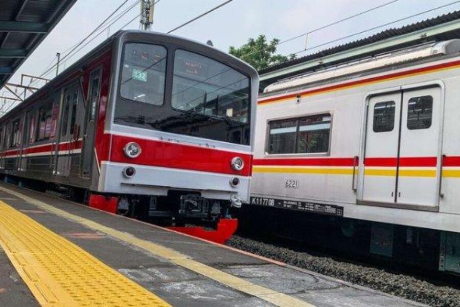 Rencana Perpanjangan KRL hingga Karawang Masih Tertunda