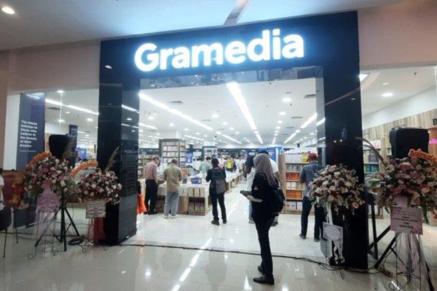 Promo Back to Campus, Gramedia World Karawang Bantu Mahasiswa Dapatkan Buku Terjangkau